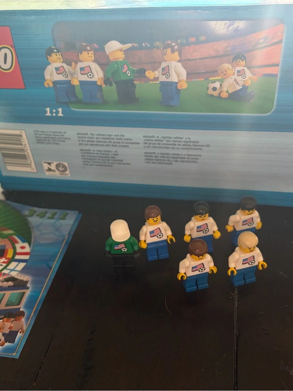 Lego soccer set #3411 with original box and mini soccer ball, includes minfigs!